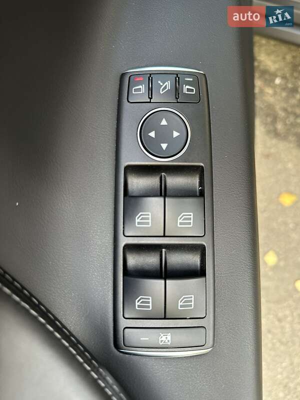 Внедорожник / Кроссовер Tesla Model X 2016 в Киеве фото 41 Внедорожник / Кроссовер Tesla Model X 2016 в Киеве