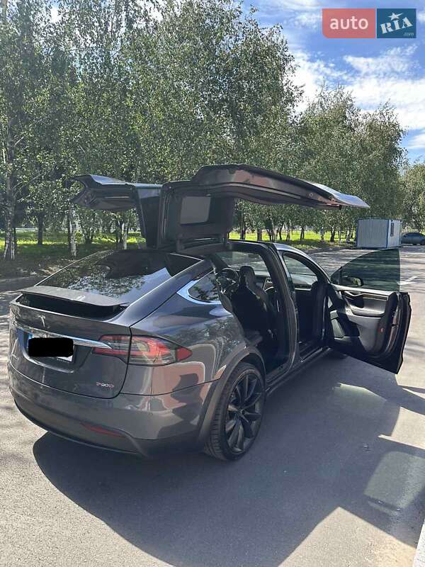 Внедорожник / Кроссовер Tesla Model X 2016 в Киеве фото 11 Внедорожник / Кроссовер Tesla Model X 2016 в Киеве