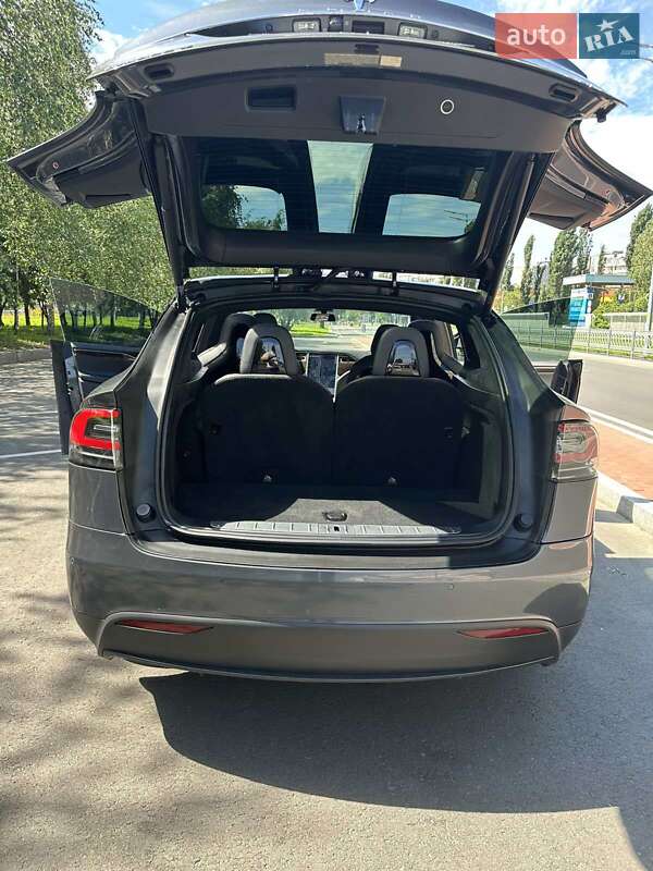 Внедорожник / Кроссовер Tesla Model X 2016 в Киеве фото 16 Внедорожник / Кроссовер Tesla Model X 2016 в Киеве