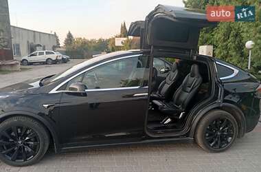 Внедорожник / Кроссовер Tesla Model X 2017 в 