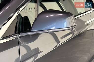 Позашляховик / Кросовер Tesla Model X 2018 в 