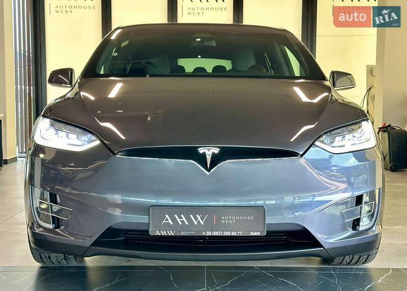 Внедорожник / Кроссовер Tesla Model X 2018 в Львове