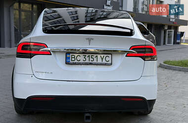 Позашляховик / Кросовер Tesla Model X 2018 в 