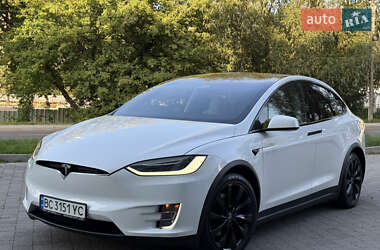 Позашляховик / Кросовер Tesla Model X 2018 в 