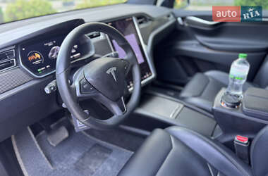 Позашляховик / Кросовер Tesla Model X 2018 в 