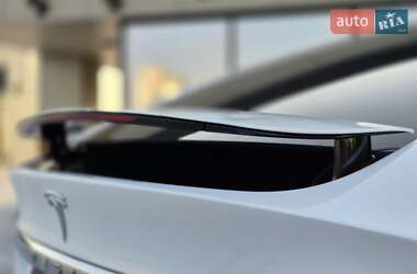 Внедорожник / Кроссовер Tesla Model X 2018 в 