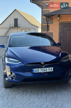 Внедорожник / Кроссовер Tesla Model X 2016 в Киеве