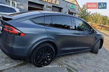 Внедорожник / Кроссовер Tesla Model X 2020 в 