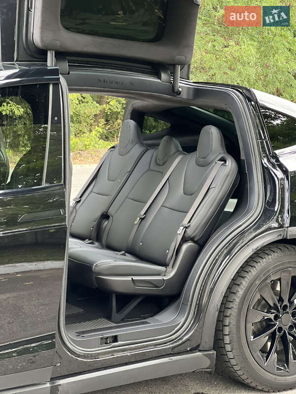 Внедорожник / Кроссовер Tesla Model X 2017 в Кременчуге