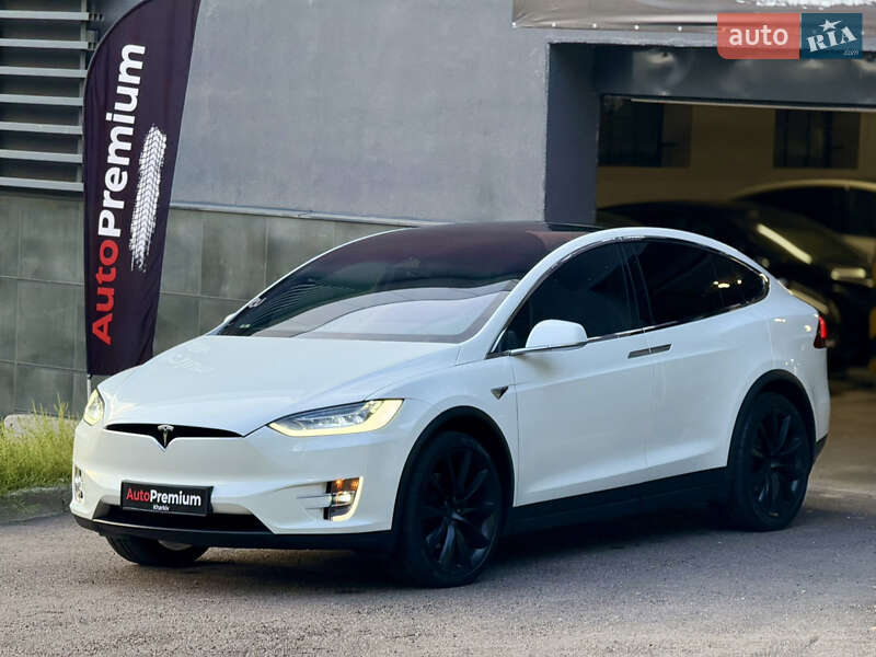 Позашляховик / Кросовер Tesla Model X 2019 в Харкові