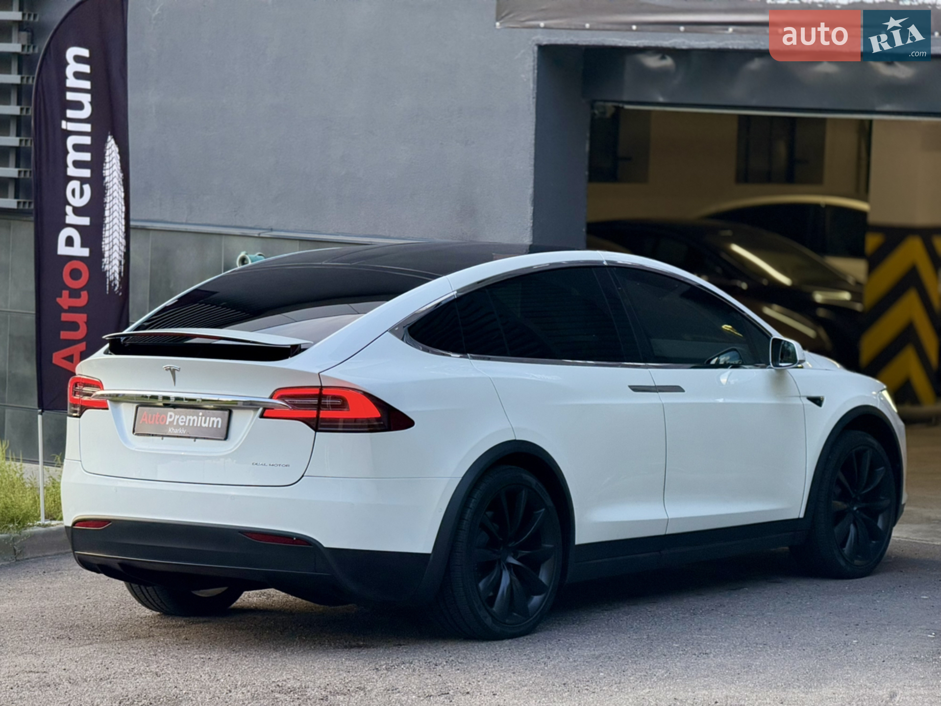 2019 Tesla Model X - мініатюра 8