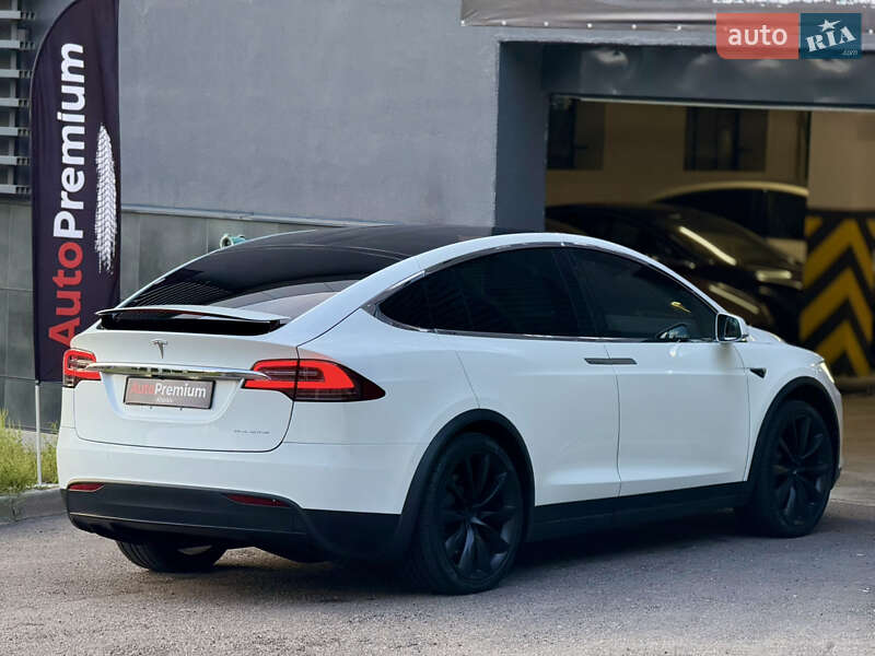 Позашляховик / Кросовер Tesla Model X 2019 в Харкові