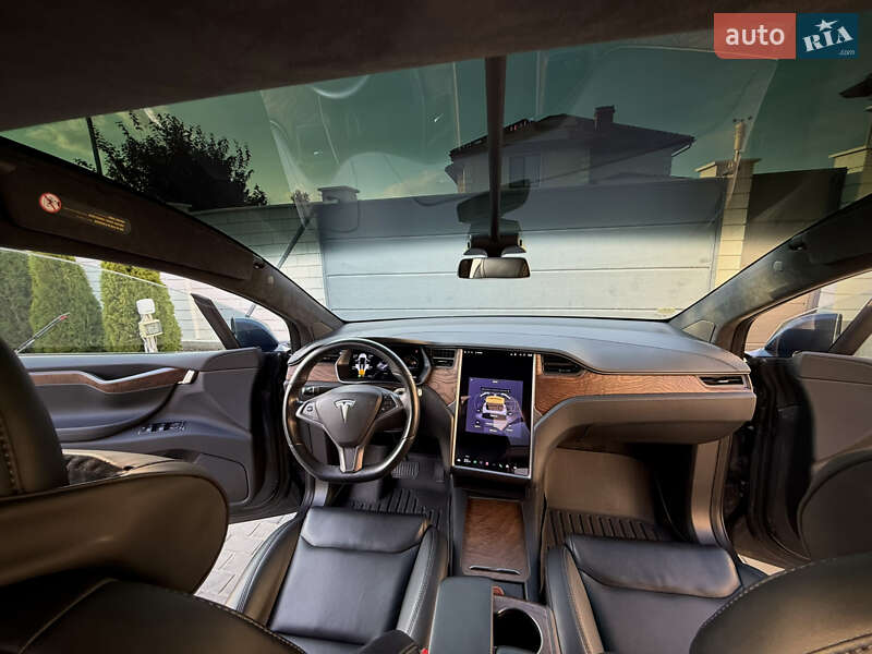 Позашляховик / Кросовер Tesla Model X 2020 в Одесі фото 29 Позашляховик / Кросовер Tesla Model X 2020 в Одесі