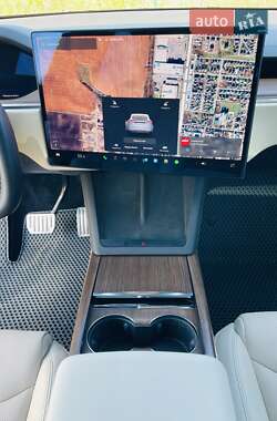 Внедорожник / Кроссовер Tesla Model X 2022 в 