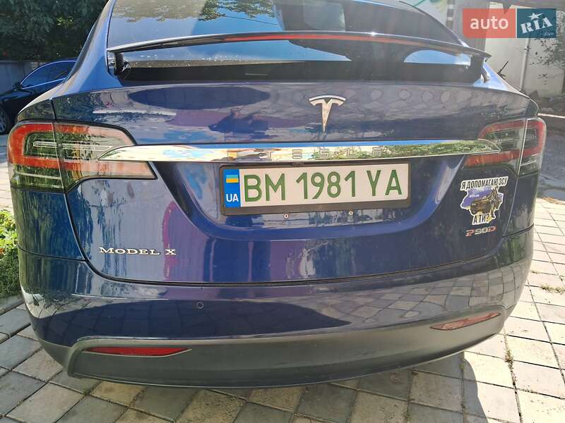 Внедорожник / Кроссовер Tesla Model X 2016 в Сумах
