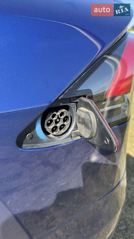 Внедорожник / Кроссовер Tesla Model X 2019 в Киеве фото 7 Внедорожник / Кроссовер Tesla Model X 2019 в Киеве