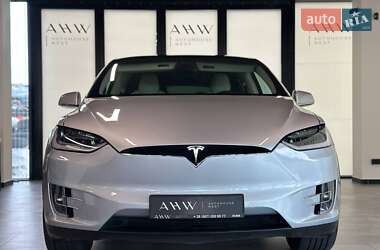 Внедорожник / Кроссовер Tesla Model X 2018 в 