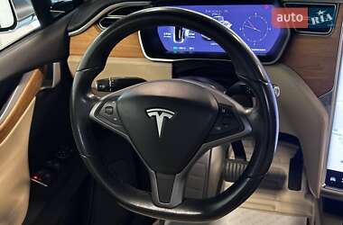 Внедорожник / Кроссовер Tesla Model X 2018 в 