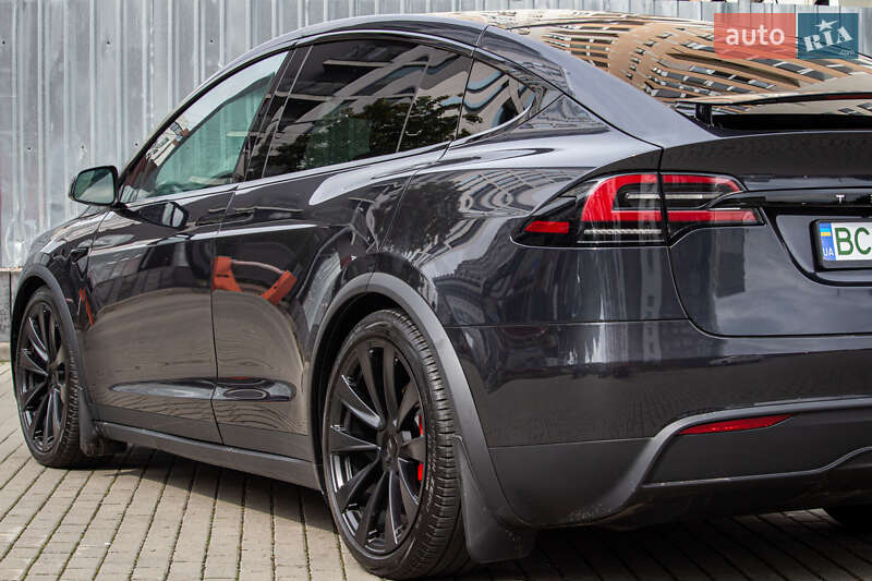 Позашляховик / Кросовер Tesla Model X 2024 в Львові