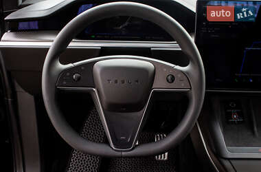 Внедорожник / Кроссовер Tesla Model X 2024 в 