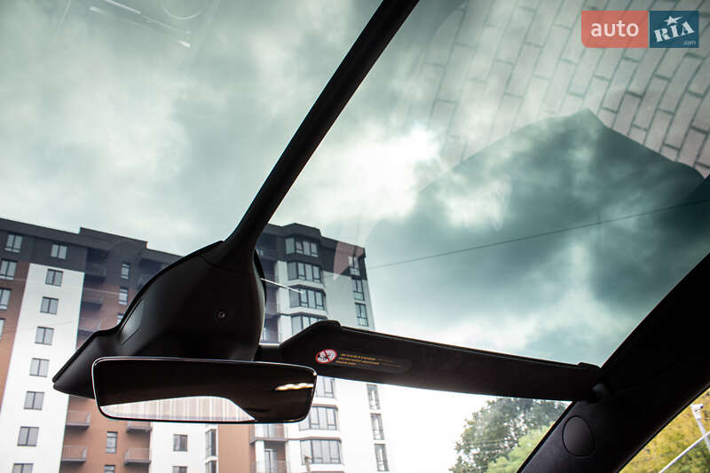Позашляховик / Кросовер Tesla Model X 2024 в Львові