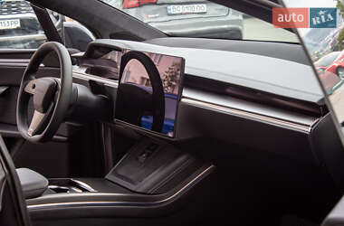 Внедорожник / Кроссовер Tesla Model X 2024 в 