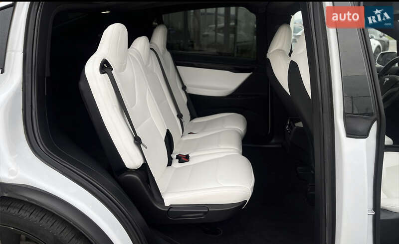Внедорожник / Кроссовер Tesla Model X 2019 в Ужгороде фото 14 Внедорожник / Кроссовер Tesla Model X 2019 в Ужгороде