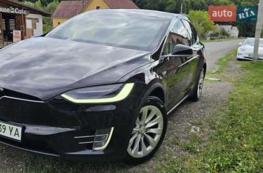 Внедорожник / Кроссовер Tesla Model X 2019 в 