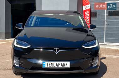 Внедорожник / Кроссовер Tesla Model X 2017 в 
