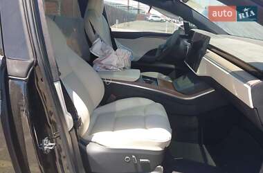 Позашляховик / Кросовер Tesla Model X 2023 в 