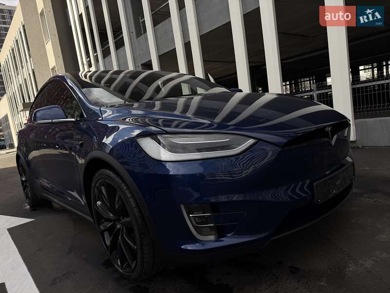 Позашляховик / Кросовер Tesla Model X 2020 в Києві