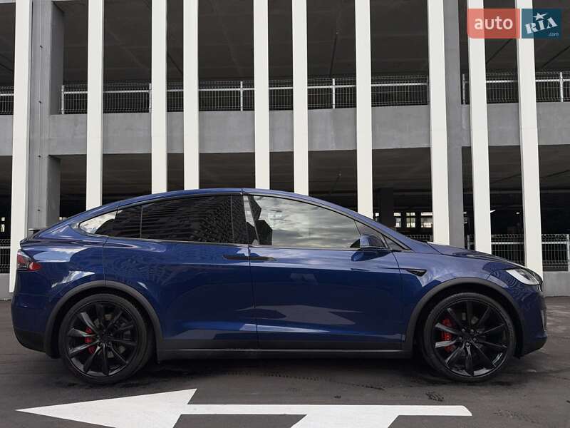 Позашляховик / Кросовер Tesla Model X 2020 в Києві