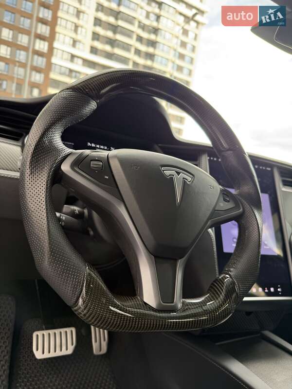 Позашляховик / Кросовер Tesla Model X 2020 в Києві
