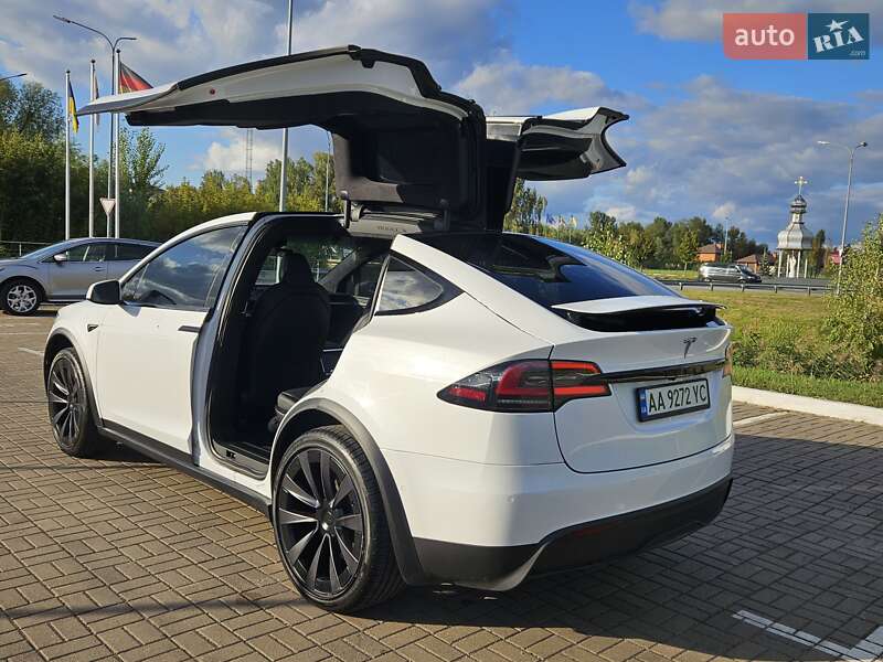 Позашляховик / Кросовер Tesla Model X 2022 в 
