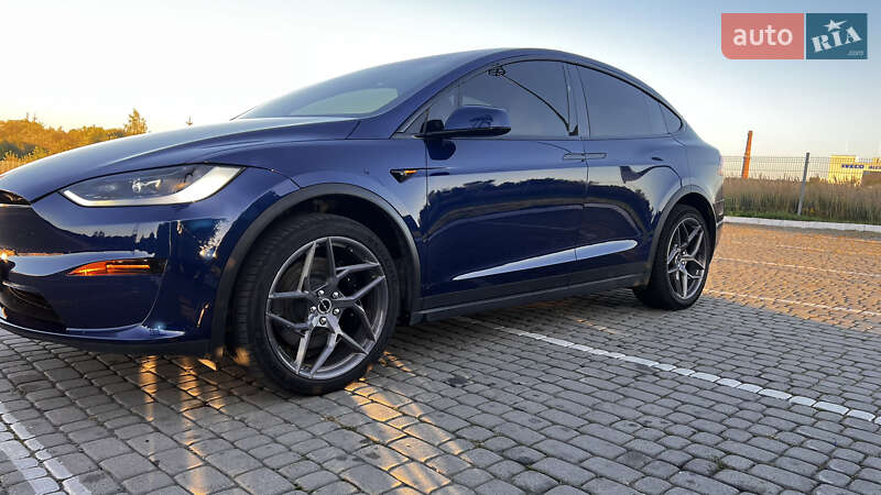 Позашляховик / Кросовер Tesla Model X 2022 в 