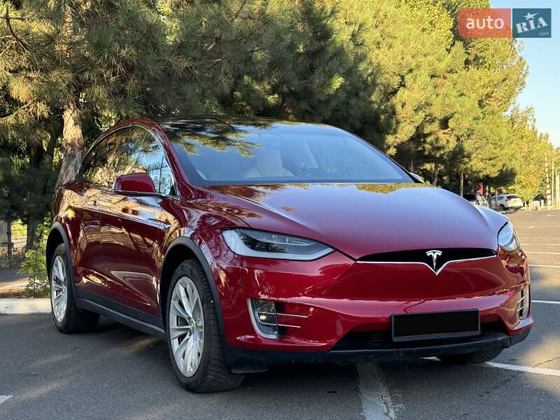 Позашляховик / Кросовер Tesla Model X 2018 в Одесі