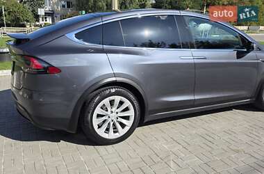 Внедорожник / Кроссовер Tesla Model X 2019 в 