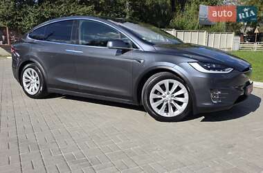 Внедорожник / Кроссовер Tesla Model X 2019 в 
