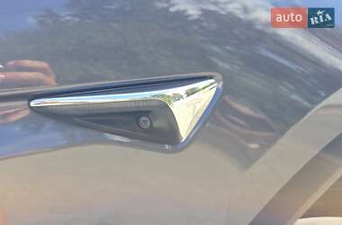 Внедорожник / Кроссовер Tesla Model X 2019 в 