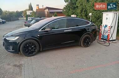 Позашляховик / Кросовер Tesla Model X 2018 в 
