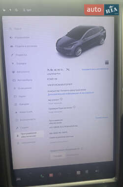 Позашляховик / Кросовер Tesla Model X 2019 в 