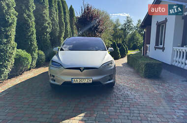 Позашляховик / Кросовер Tesla Model X 2018 в 