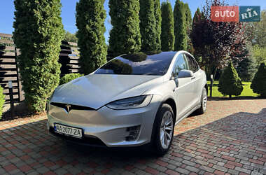 Позашляховик / Кросовер Tesla Model X 2018 в 