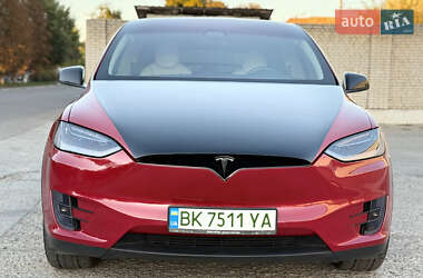 Внедорожник / Кроссовер Tesla Model X 2017 в Ровно