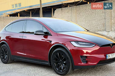 Внедорожник / Кроссовер Tesla Model X 2017 в Ровно