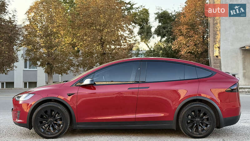 Внедорожник / Кроссовер Tesla Model X 2017 в Ровно