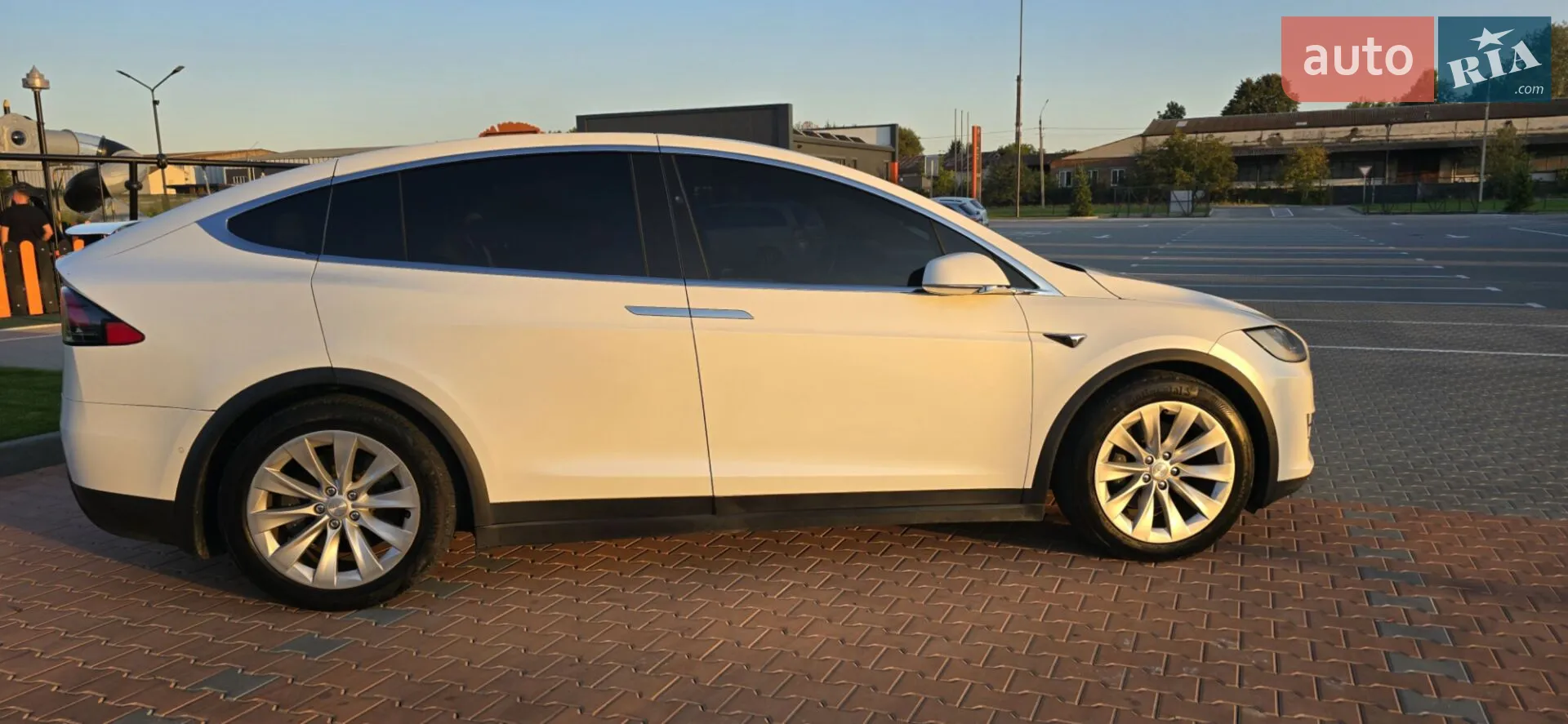 2018 Tesla Model X - мініатюра 4
