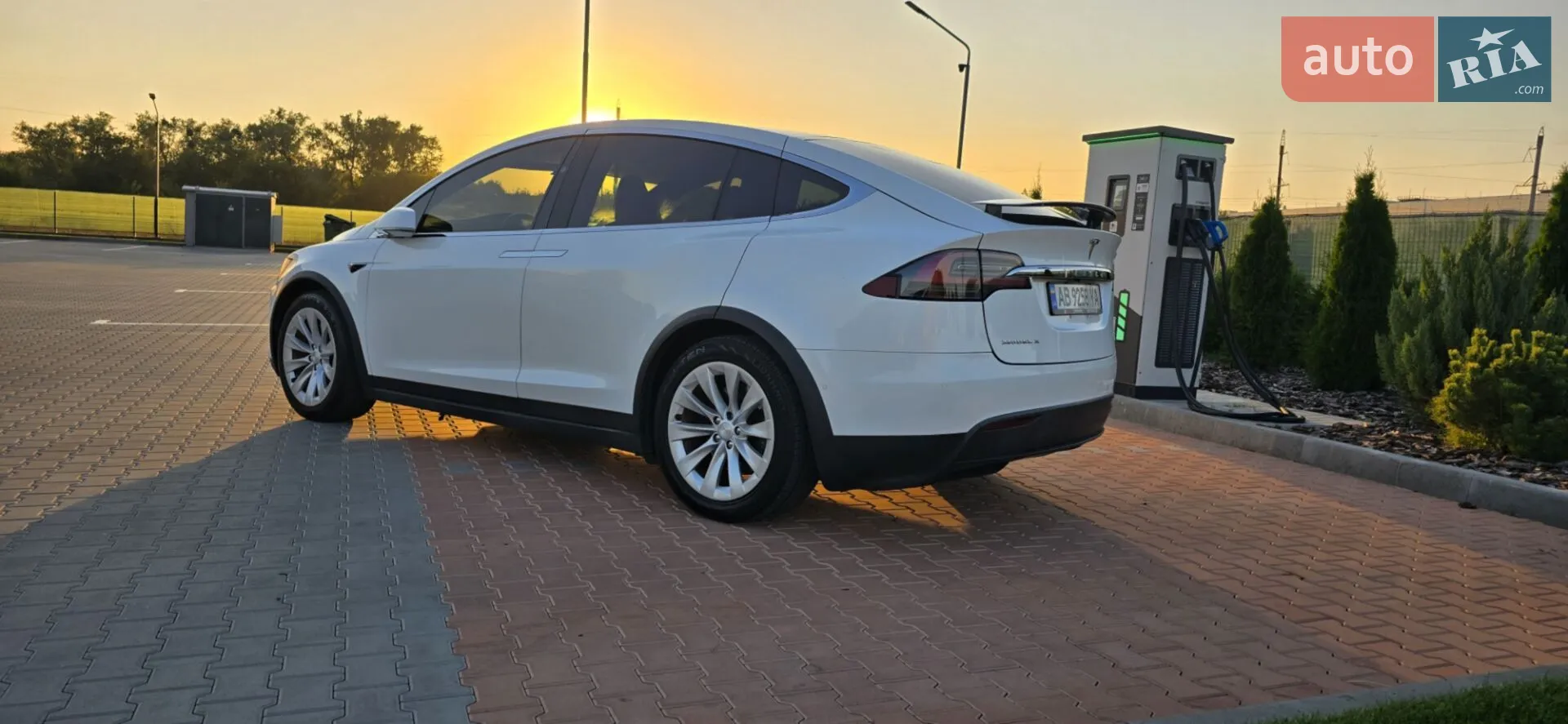 2018 Tesla Model X - мініатюра 6