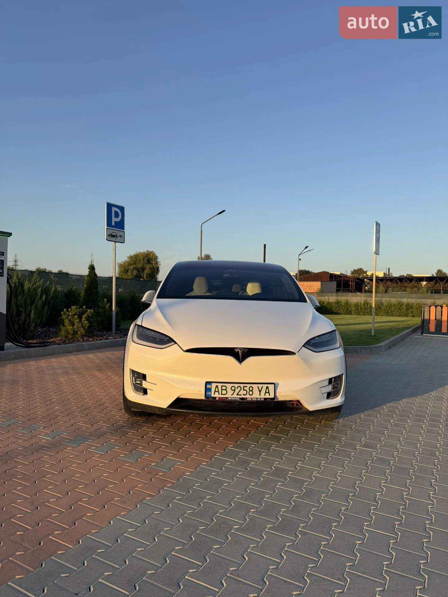 2018 Tesla Model X - мініатюра 14