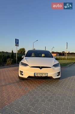 Внедорожник / Кроссовер Tesla Model X 2018 в 